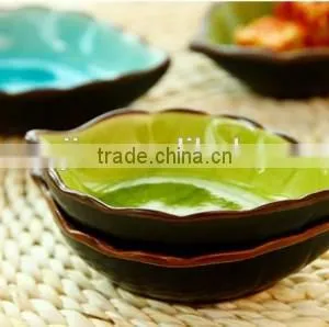 Wholesale Stock Small Order Leaf Shaped Ceramic Condiment Plate thumbnail-2