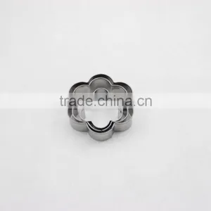 Flower Shape Bulk Cookie Cutter thumbnail-2