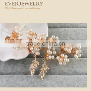 Metal Rhinestone Hair Pin thumbnail-1