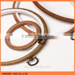 Wholesale Cross Stitch Accessory ABS Wooden Pattern Embroidery Hoops thumbnail-2