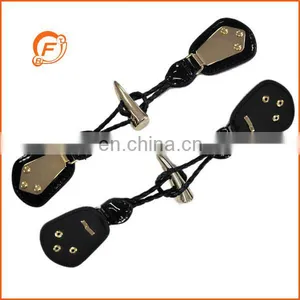 Good Quality Fashion Design New pu Leather Toggle With Plating in Gold Color thumbnail-1