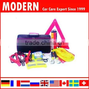 38pc Vehicle Frist Aid Tool Kit With Warning Triangle thumbnail-1