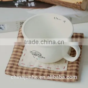 High Quality Handmade Decorative Fabric Coasters Made in China thumbnail-2