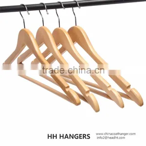 HEAD Set of 8 Curved Clothes Hanger Natural Color Wood thumbnail-2