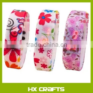Factory Price Customized LED Bracelet Watch,Wholesale Fashion Bracelet Watch, Men Brand Watch thumbnail-4