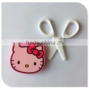 2015 Best Promotion Gifts- Small Size Cartoon Plastic Scissor Set thumbnail-1