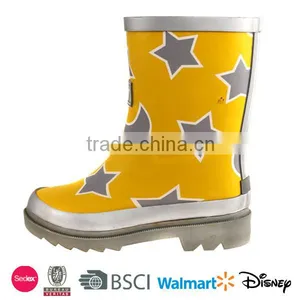 Lovely Star and Moon Pattern Children Rubber Rain Boots thumbnail-1