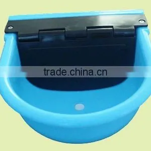 High Quality Colourful Plastic Bowl Waterer thumbnail-1