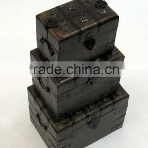 Manufacturer & Exporter of Antique Wooden Chest Boxes thumbnail-1