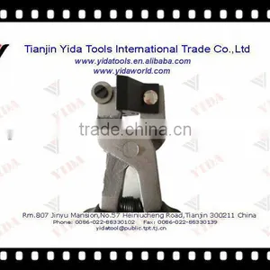 Tile Nipper With the Plastic Head thumbnail-1