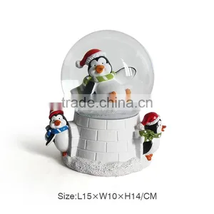 2016 Cheap Bulk Polyresin Snow Globe for Christmas Gifts thumbnail-5