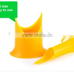 Kichen Hand Tool Chili and Tomato Seed Remover thumbnail-3