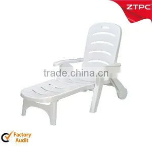 PP Plastic Folding Plastic Lounge Beach Chair thumbnail-1