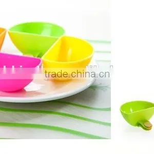 2015 New Dip Clips A Dip and Clip Relish Plate Pepper Easy Clean up Dishwashier Safe 4pcs in 1 Set thumbnail-1