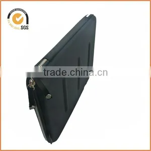 9052 Protective and Waterproof Hard Cover Laptop Case thumbnail-1