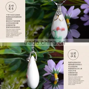 Enamel Famille Rose Porcelain Glazed Ceramic Rain Drop Pendant Necklace thumbnail-5