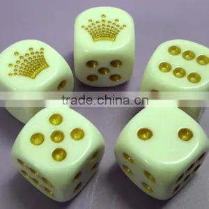 High Quality Plastic Crystal Dice thumbnail-2