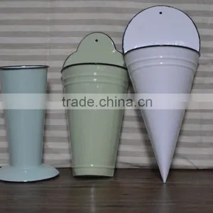 Acrylic Vase thumbnail-1