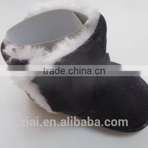 Wholesale Soft Dot Sole Cordury Baby Fabric Shoes Breathable Winter Fur Baby Girl Boots thumbnail-6