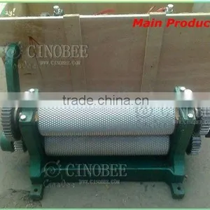 Cinobee Comb Foundation Coining Machine Manual Beeswax Embossing Machine thumbnail-1