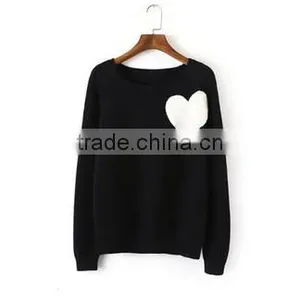 Round Collar Cute Heart Pattern Sweater thumbnail-5
