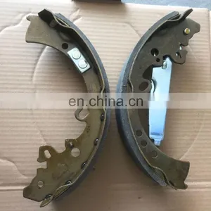 High Quality Automotive Parts Brake Shoe OEM:04495-0K010 FOR Hilux VIGO TGN41 2004-2016 INNOVA/KIJANG thumbnail-4