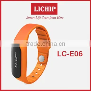 Text Message/Tracking Motion/music Play/Fine Phon/sleeping Monitor/Touch Screen E06 Smart Bracelet thumbnail-5
