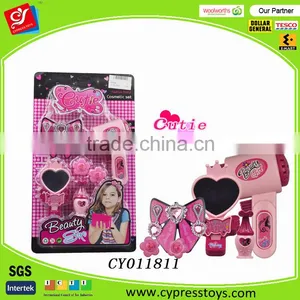 Kid Beauty Salon Play Set With Hair Accessories thumbnail-1