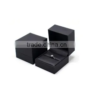 Luxury Black Decorative Square PU Leather Ring Box thumbnail-2