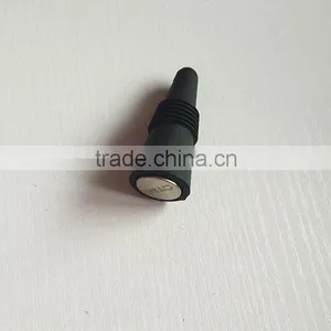 Bottles Usage and Silicone Material Wine Stopper thumbnail-1