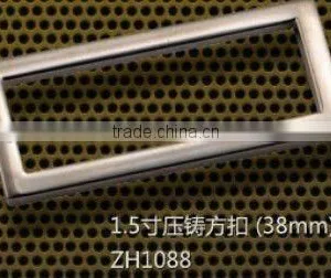 Metal Belt Loop Buckle thumbnail-1