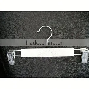 Plastic Pants Hanger for Closet thumbnail-5