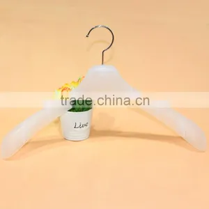 High Class Dress Hanger White Plastic Hanger With Metal Hook thumbnail-2
