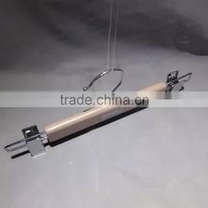 2016New China Products Wooden Hangers for Trousers With Clips Supplier's Choice thumbnail-2