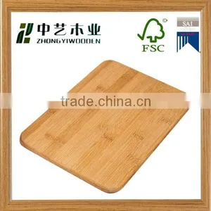 2015 China Factory Suppliers Hot Selling FSC&SA8000 OEM Kitchen Wooden Pizza Cutting Board With Cheese Tool Set thumbnail-3