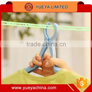 3 Pieces Windproof Flexable Clothes Hangers thumbnail-1