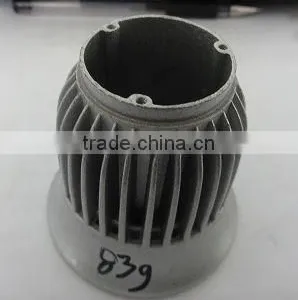 Cast Aluminum Light Lamp Shade thumbnail-2