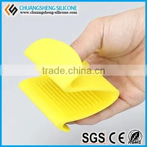 Hands Protect Oven Used Clips, FDA Silicone Clips thumbnail-1