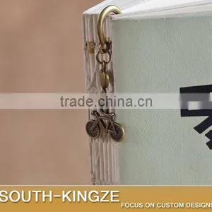 Interesting Unique Shape and Pattern Bronze Creative Metal Bookmark Classmate Gift thumbnail-6