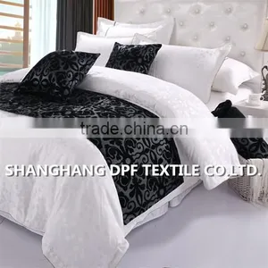 Factory Hot Sale Hotel Bed Scarf thumbnail-1