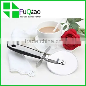 Good Suppliers Food Grade Bakeware Baking Tools Stainless Steel Pizza Cutter Wheel Pizza Blade thumbnail-5