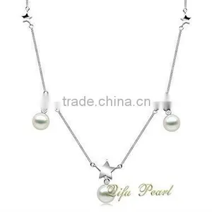 Pretty Star Drop Shape Freshwater Pearl Necklace thumbnail-1