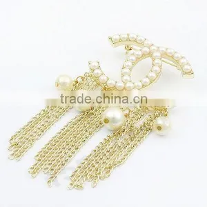 Chain Brooch thumbnail-1
