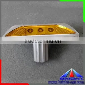Shenzhen Road Markers Suppliers, IP68 Solar Pathway Markers, Road Reflective Markers thumbnail-2