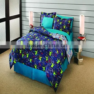 Queen Size Printed Polyester Comforter Set thumbnail-2