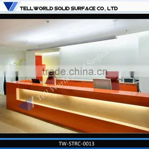10 Years Warranty Top Quality Attractive High Glossy Modern Lighted Reception Desk With Back Wall thumbnail-4