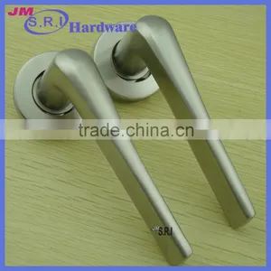 China Trade Assurance Supplier Solid Stainless Steel Vintage Antique Door Handle , Main Door Handle thumbnail-6