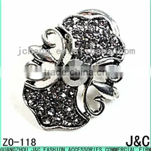 Black Hematite Rhineston Zamac Omament thumbnail-2