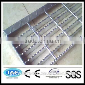 Hot Dip Galvanized Steel Grating thumbnail-1
