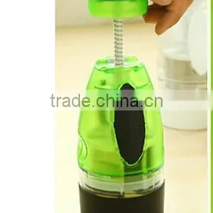 Cy289 Kitchen Tool Plastic Garlic Ginger Grinder Twist Press Onion Garlic Mincer thumbnail-3